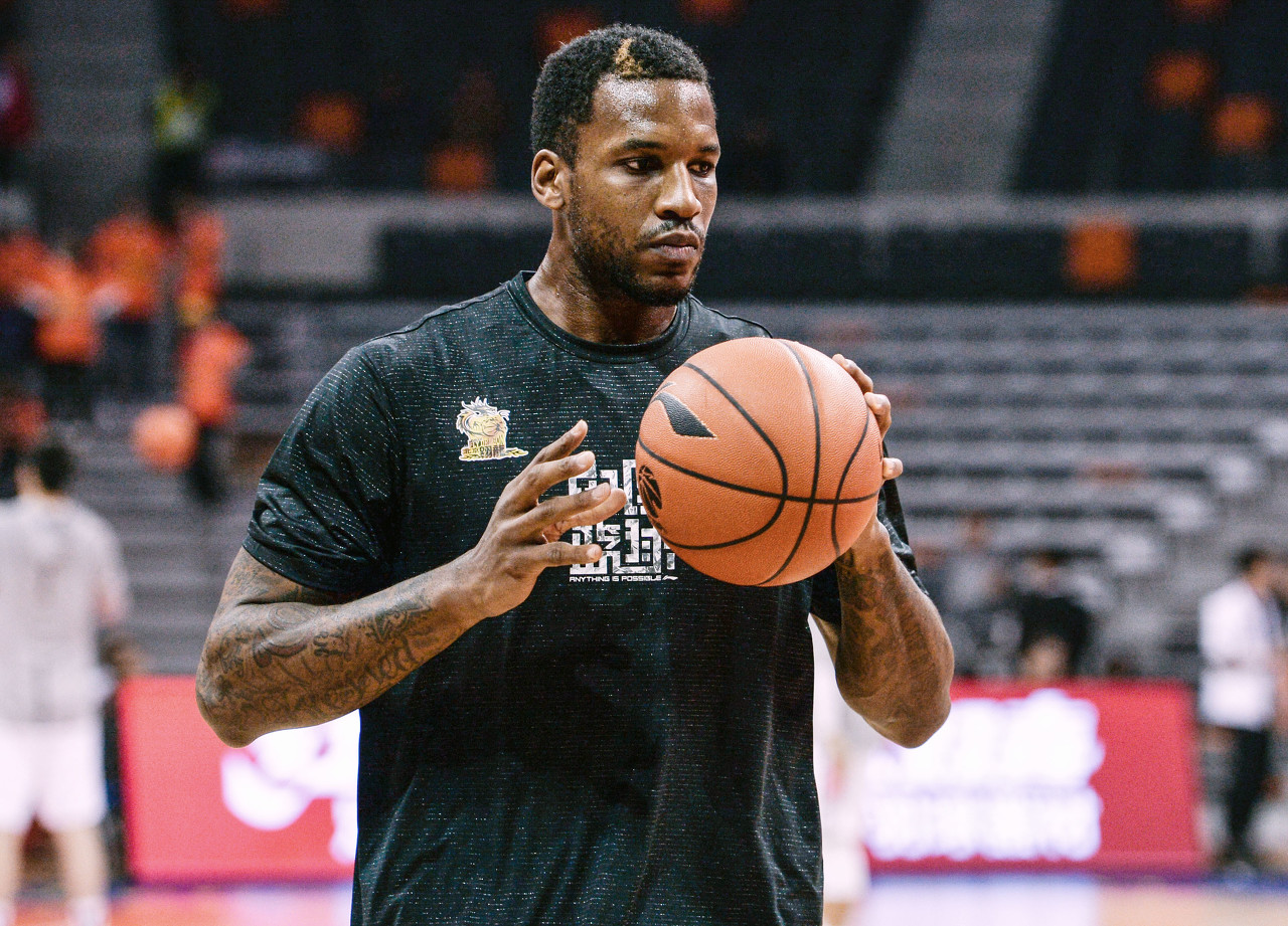 稳稳两罚命 稳稳两罚命