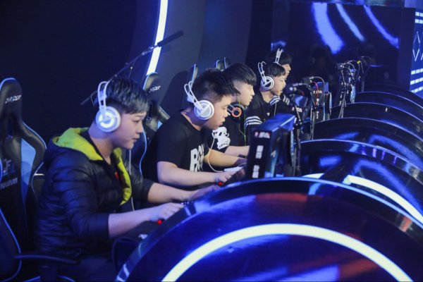 运动员总是 运动员总是