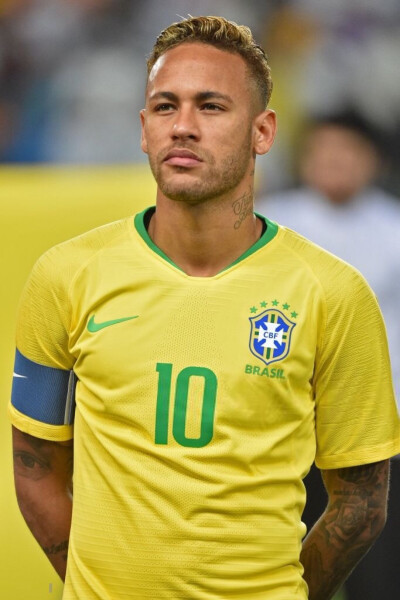 而纽卡斯尔 而纽卡斯尔