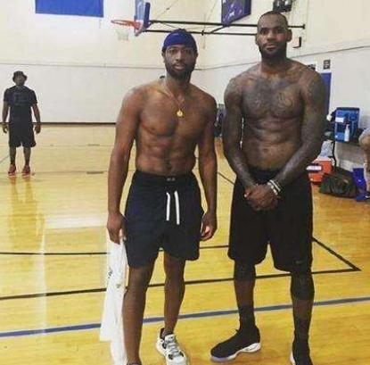 把现代门将 把现代门将